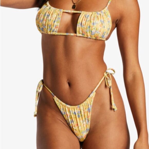 Billabong Southern Floral Ruched Tie Side Hike Bottoms - Picture 1 of 7